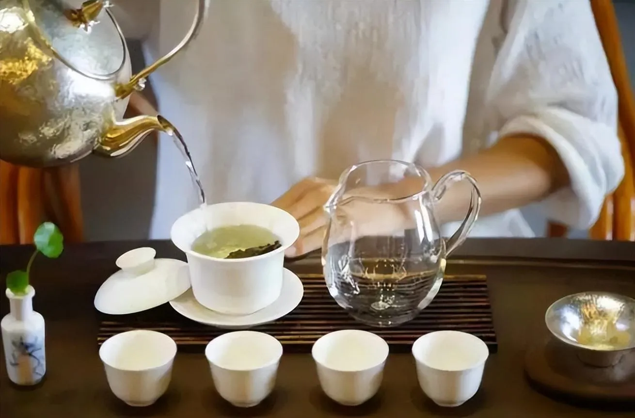 do-you-always-need-boiling-water-to-brew-tea.webp