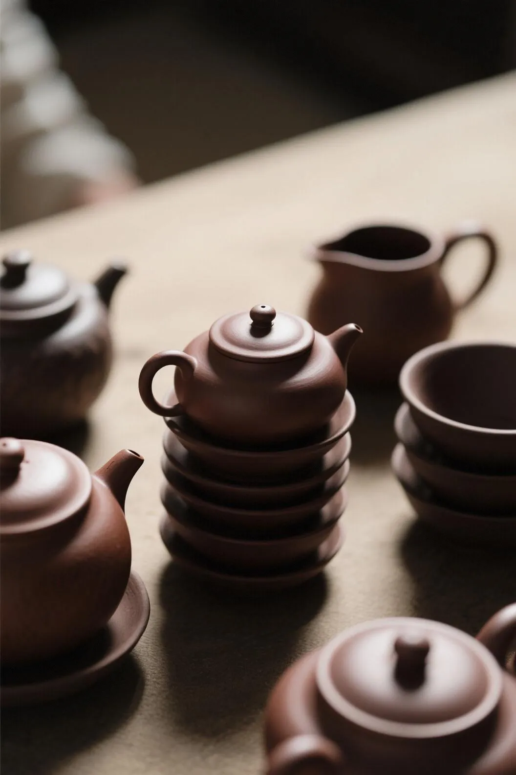 does-zisha-teapot-absorb-tea-aroma  .webp